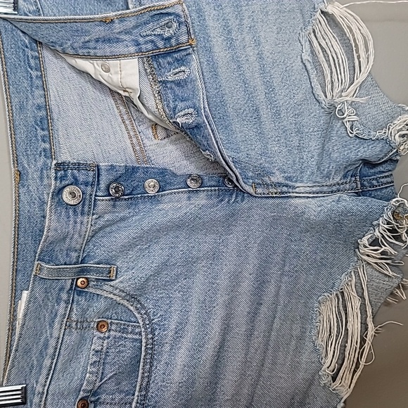 501 Big E Levis size 28 mom rise Button Fly cutoffs light wash denim jean shorts - Picture 9 of 15